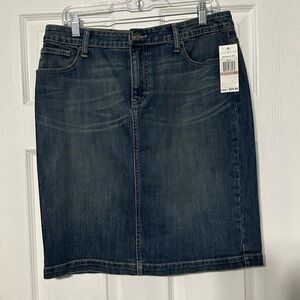 NWT Tommy Hilfiger Classic Denim Mini Skirt